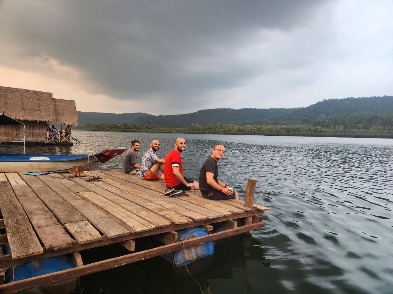 Vila The Floating House Krŏng Kaôh Kŏng Exteriér fotografie
