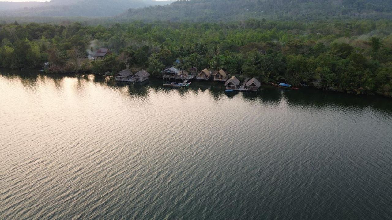 Vila The Floating House Krŏng Kaôh Kŏng Exteriér fotografie